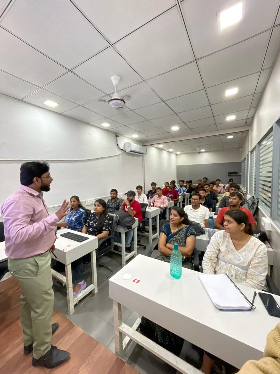 WhatsApp Image 2025-09-22 at 11.00.01 PM